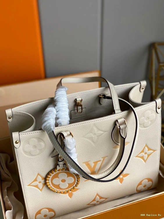 AAA Pruses Bags MM ONTHEGO LOUIS VUITTON 0723